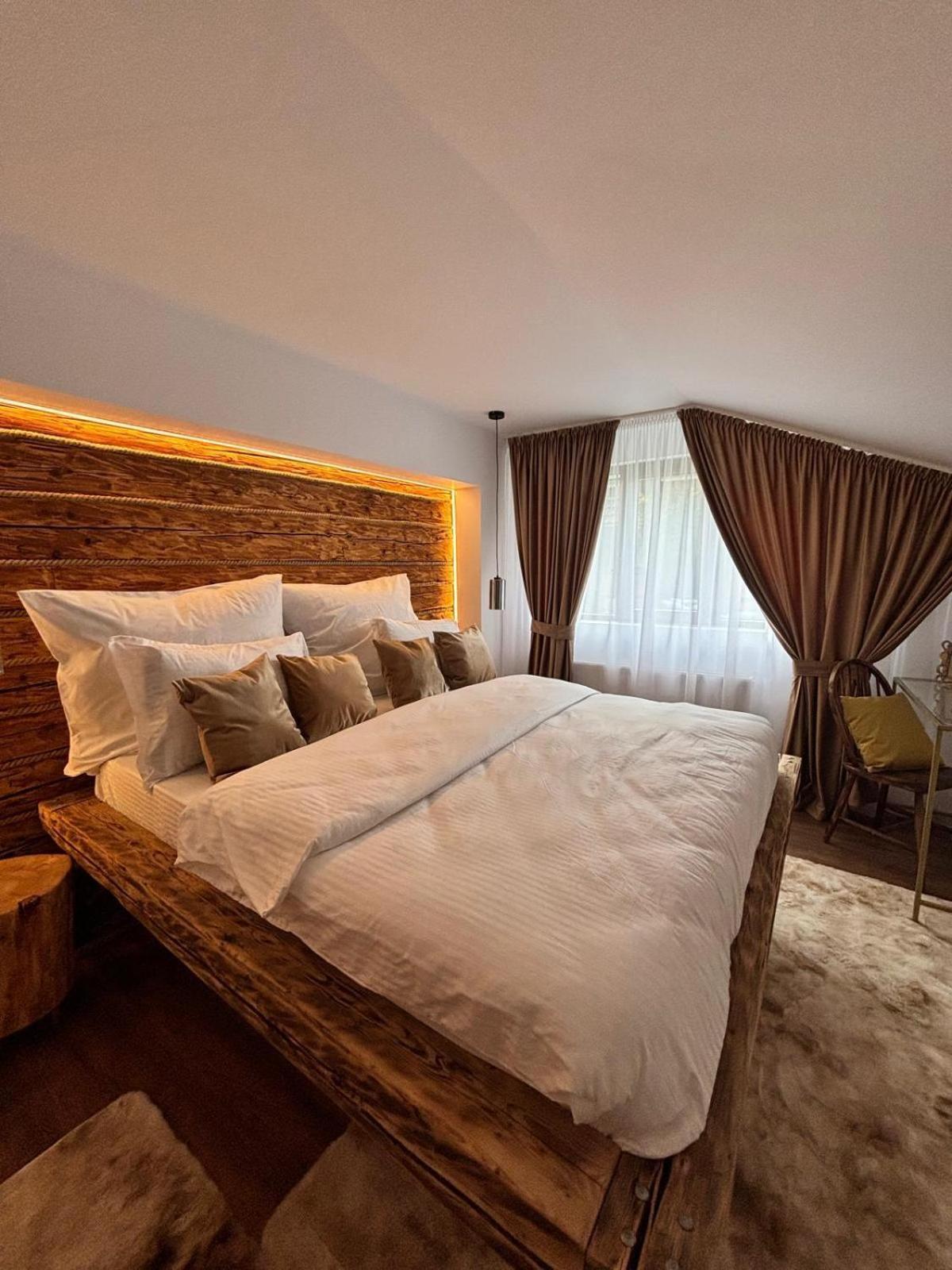 Отель Casa Baciu Фунду Молдовей Экстерьер фото